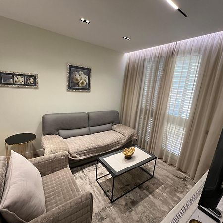Center View Luxury Apartment 地拉那 外观 照片