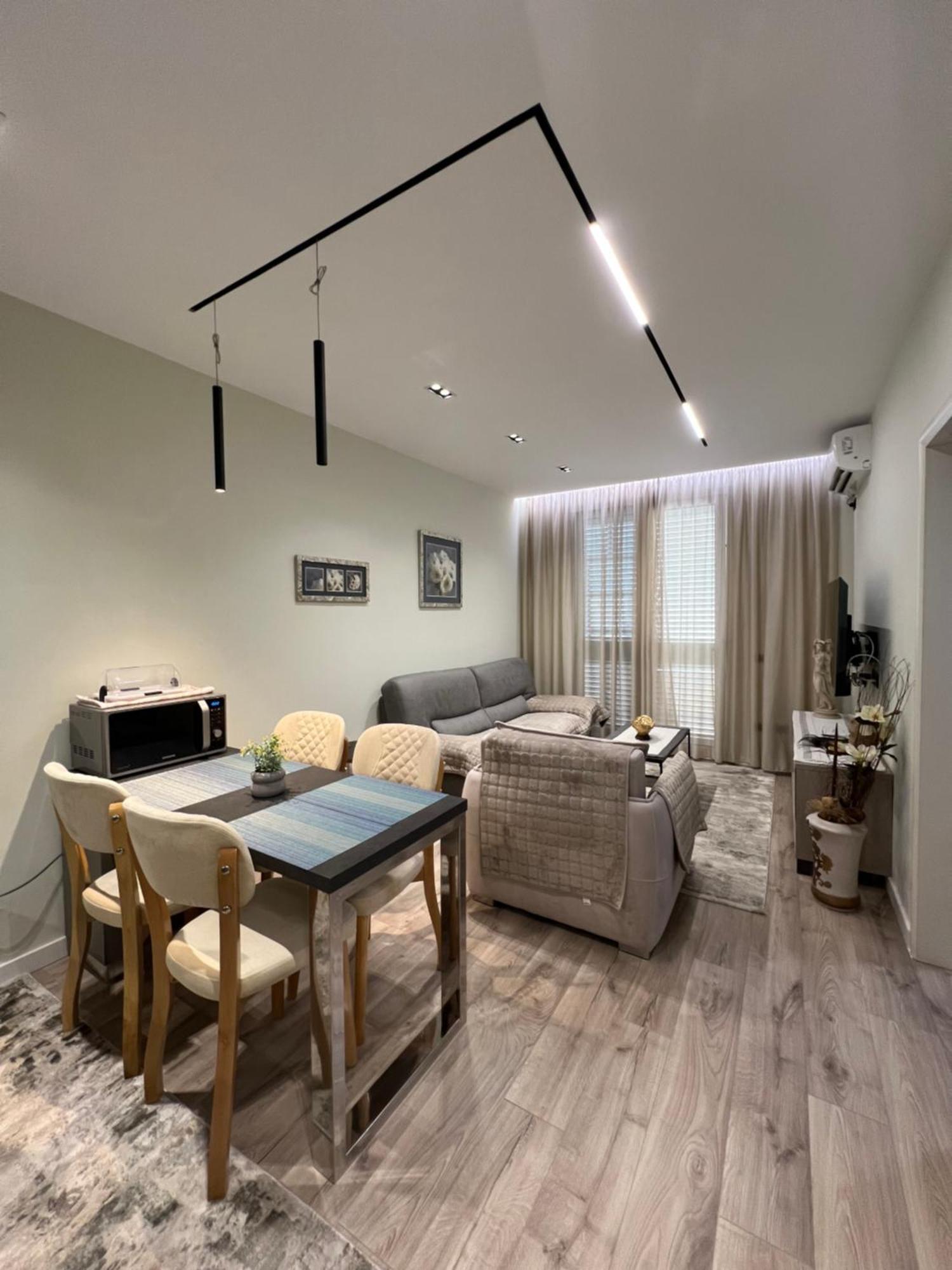 Center View Luxury Apartment 地拉那 外观 照片