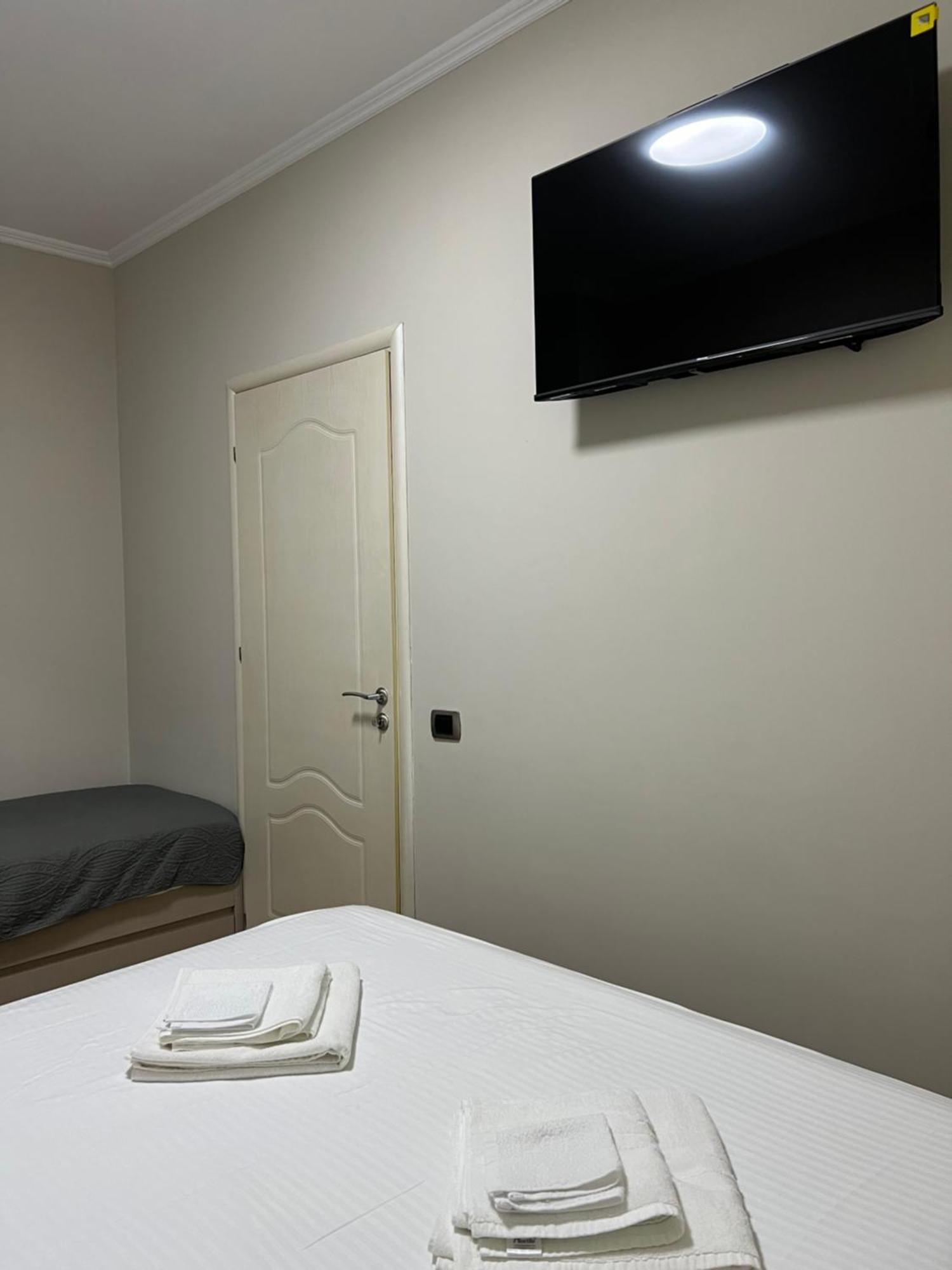 Center View Luxury Apartment 地拉那 外观 照片